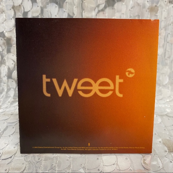 Tweet - Southern Hummingbird - Picture 7 of 11